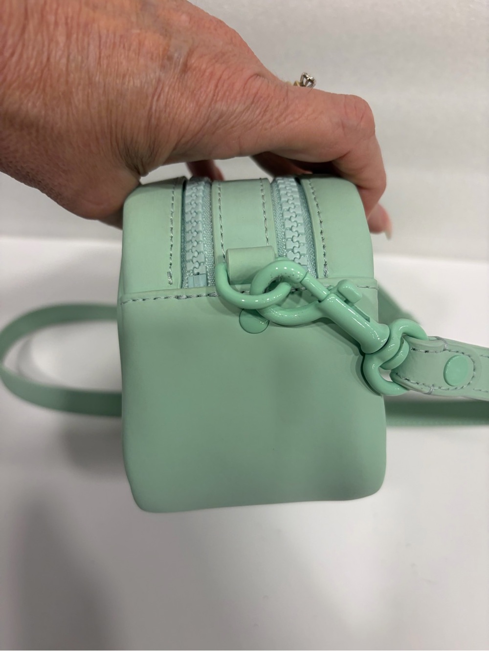 Tory Burch Mint Leather Crossbody Camera Bag - Picture 5 of 8